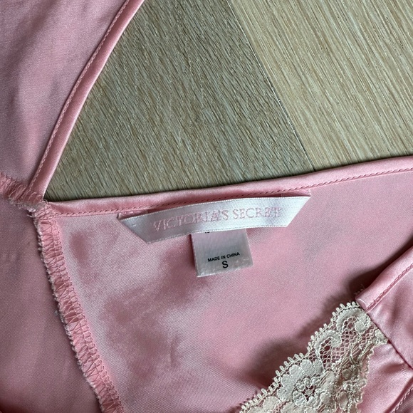 Y2K Victoria's Secret Pink Satin Chemise with Lace Trim | Small - Picture 5 of 5